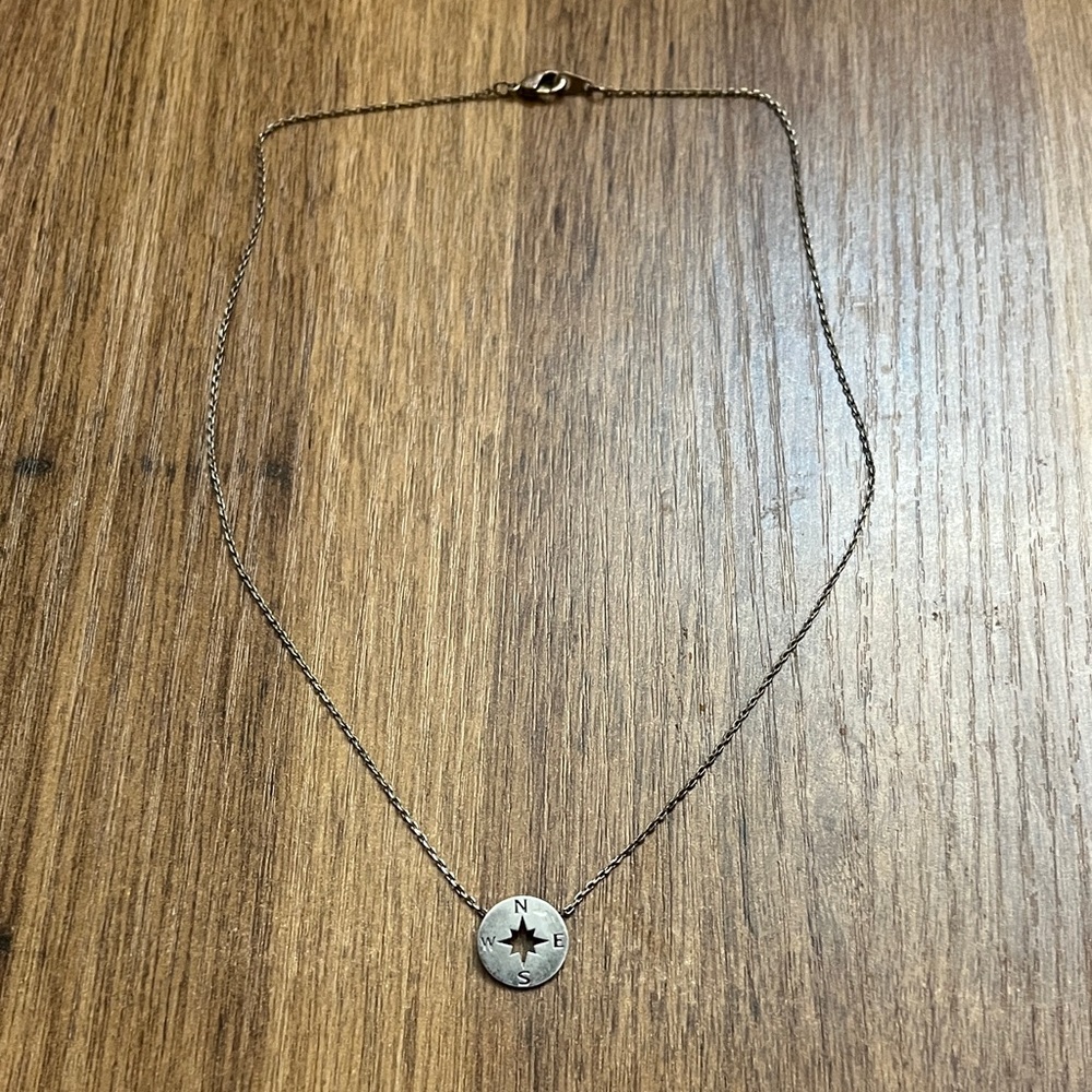 Dainty Compass Rose Collar Necklace